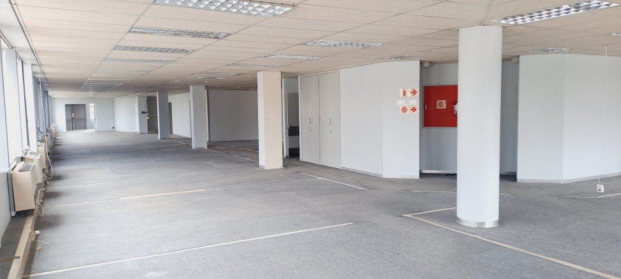 To Let commercial Property for Rent in Oakdale Western Cape
